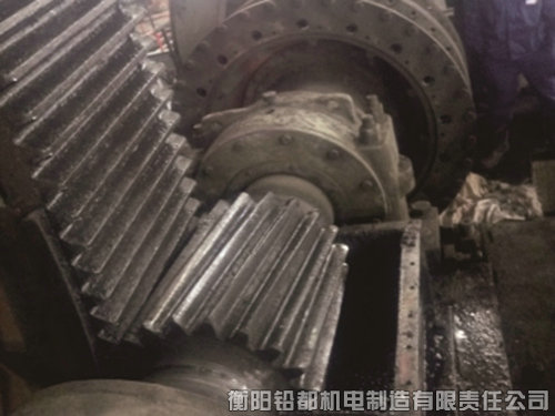 φ4.8球磨機(jī)大修 φ4.8球磨機(jī)大修